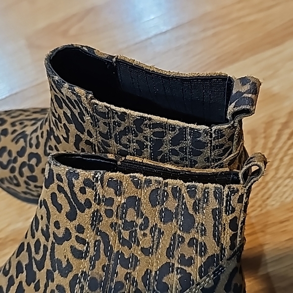 Marc Fisher booties - Picture 7 of 13